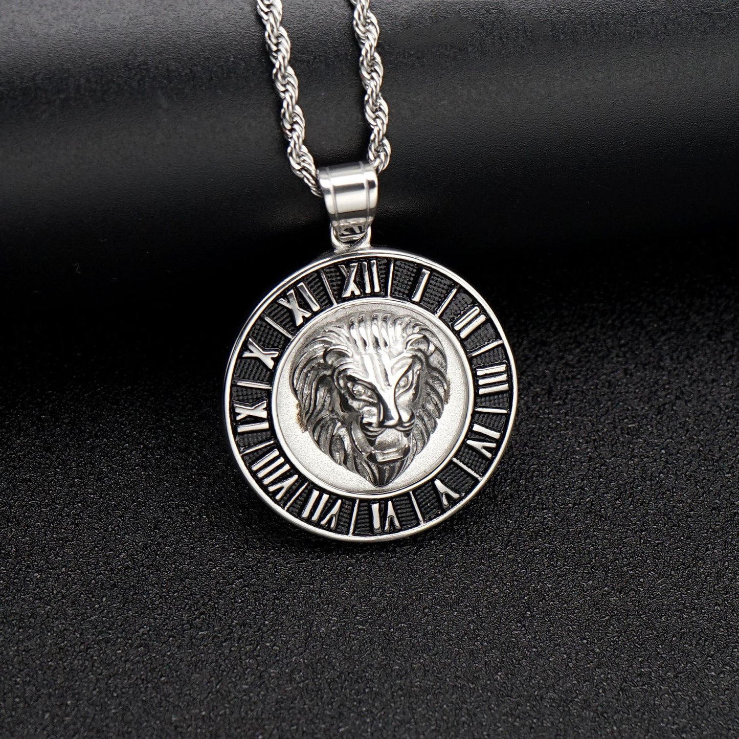 Planderful Titanium Lion Head Pendant Unisex Hip Hop Bold