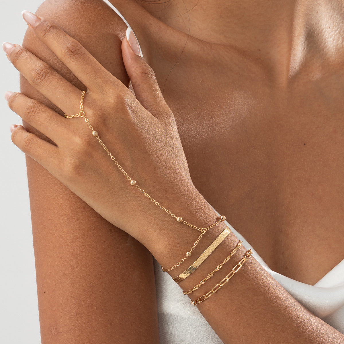 Thin Chain Stacked With Finger Bracelet Cold Multi-Layer Micro-Inlaid Snake Bone Chain