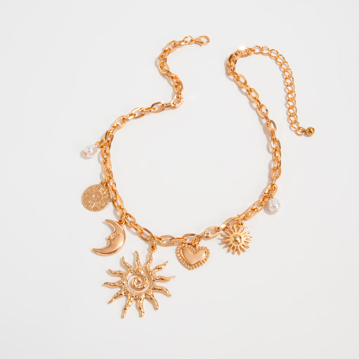 Planderful Vienna Verve Necklace – Retro Crescent Moon Pendant