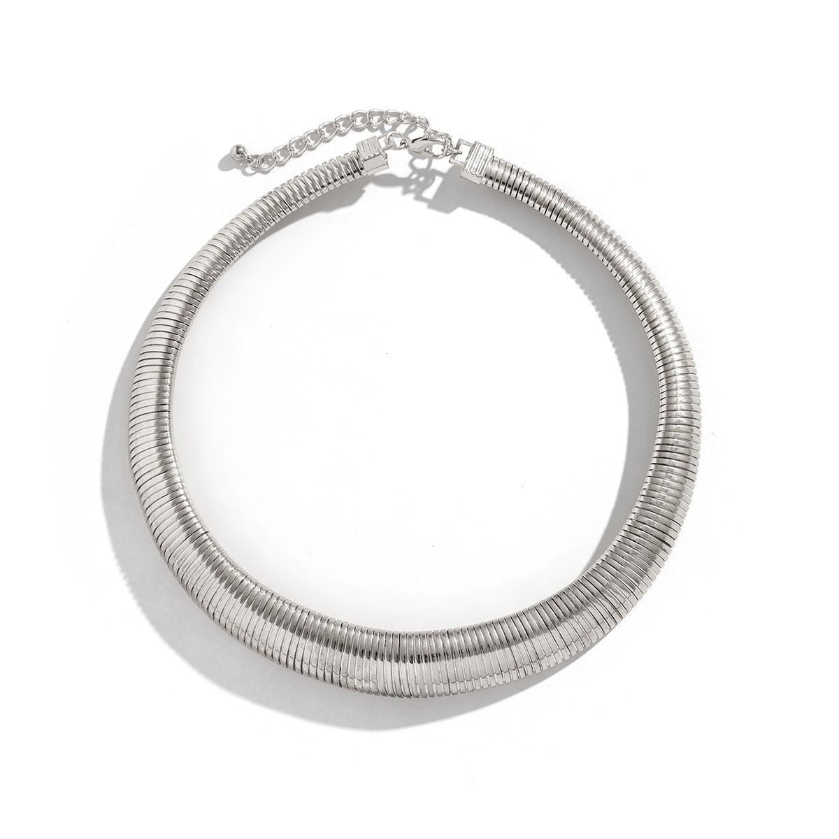 Sleek and Stylish Snake Bone Necklace for Women, Choker Exuding Personality and Fashion