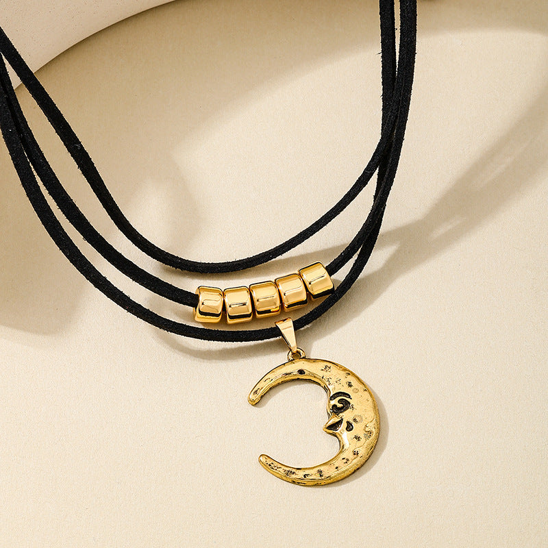 Planderful Vienna Verve Necklace – Elegant Three-Layer Crescent Moon Design