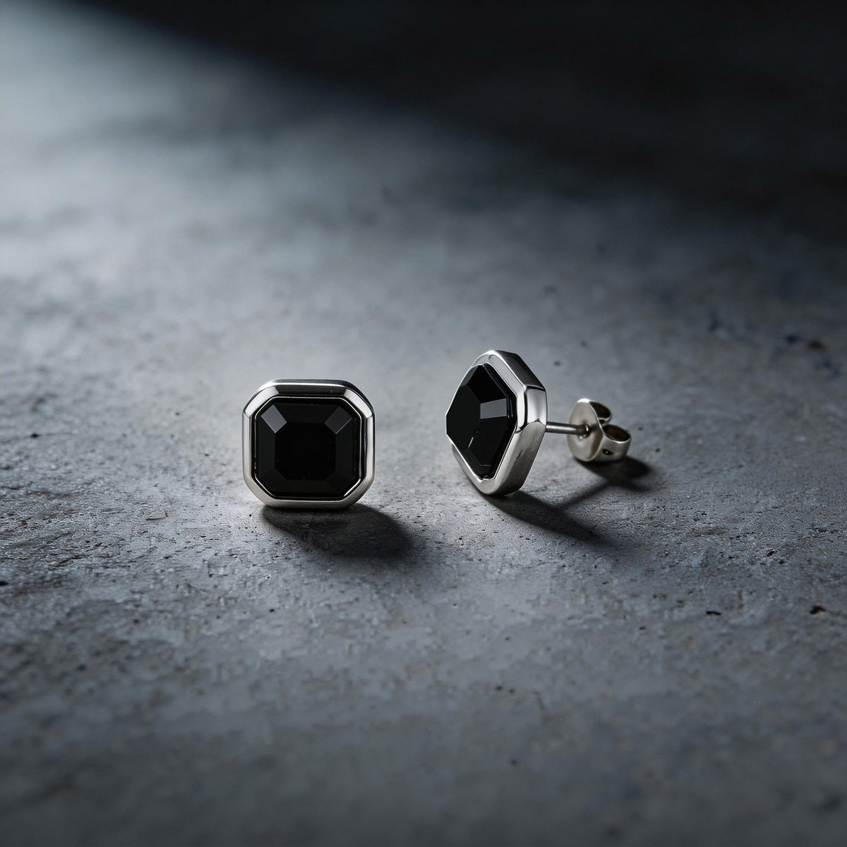 Black Stone Square Single Stud Earring
