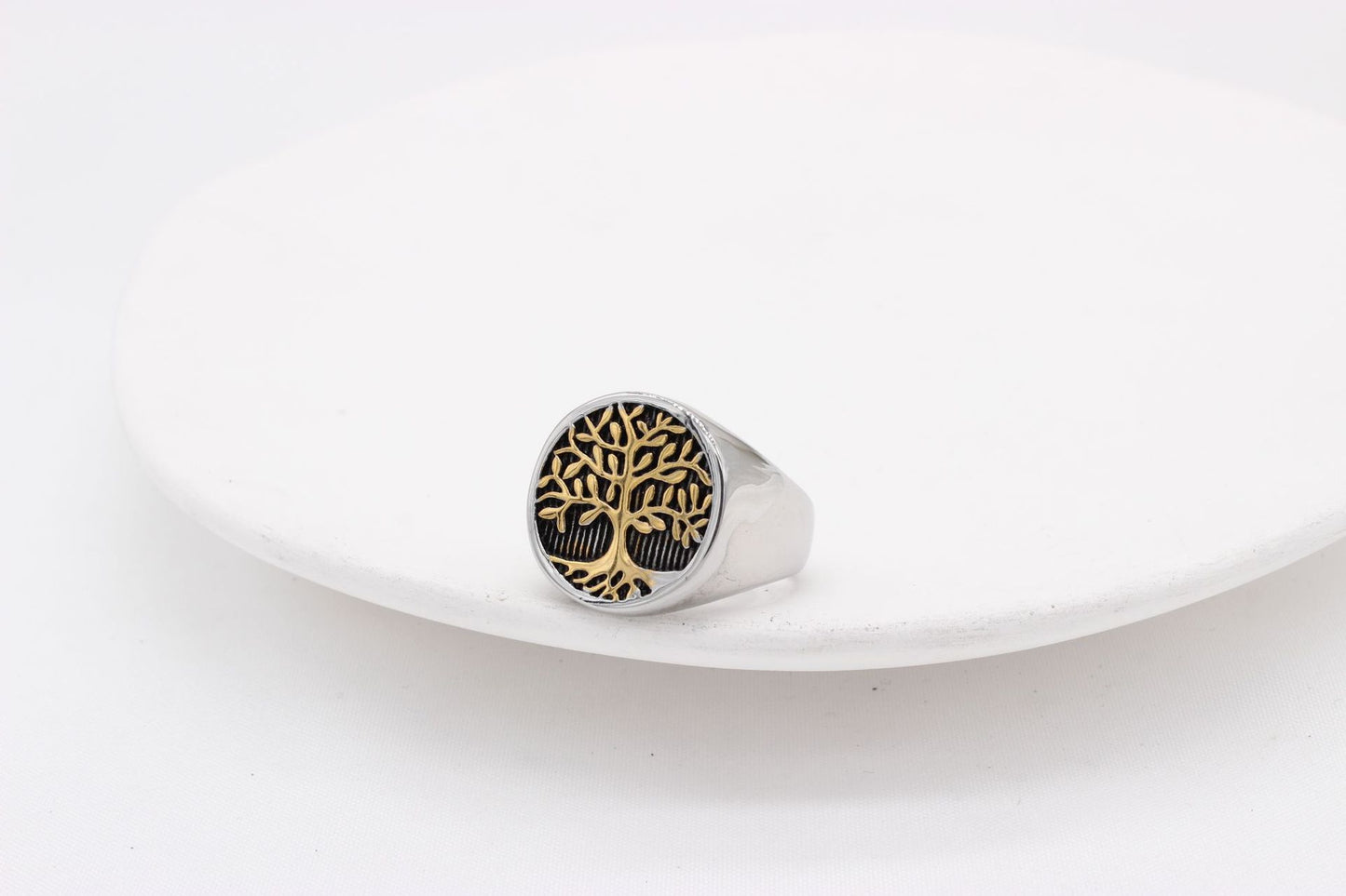 European and American Fashion Retro Tree of Life Men's Titanium Ring