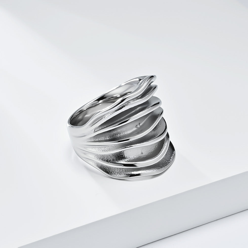 Planderful Gold Plated Titanium Steel Ring For Women With Three Dimensional Woven Pleated Design Light Luxury Jewelry