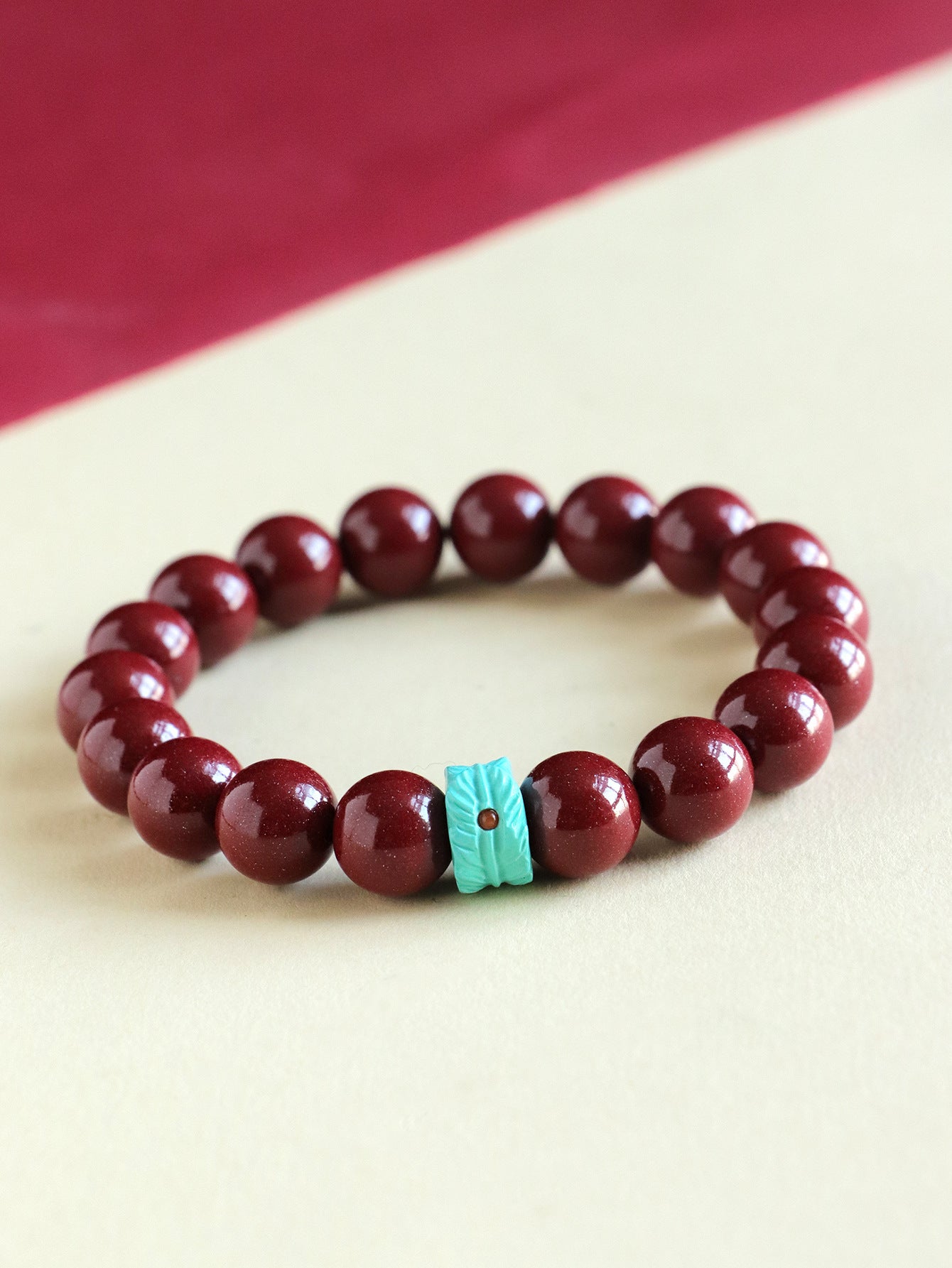Planderful Fortune's Favor Bracelet – Elegant Cinnabar Mosaic Design