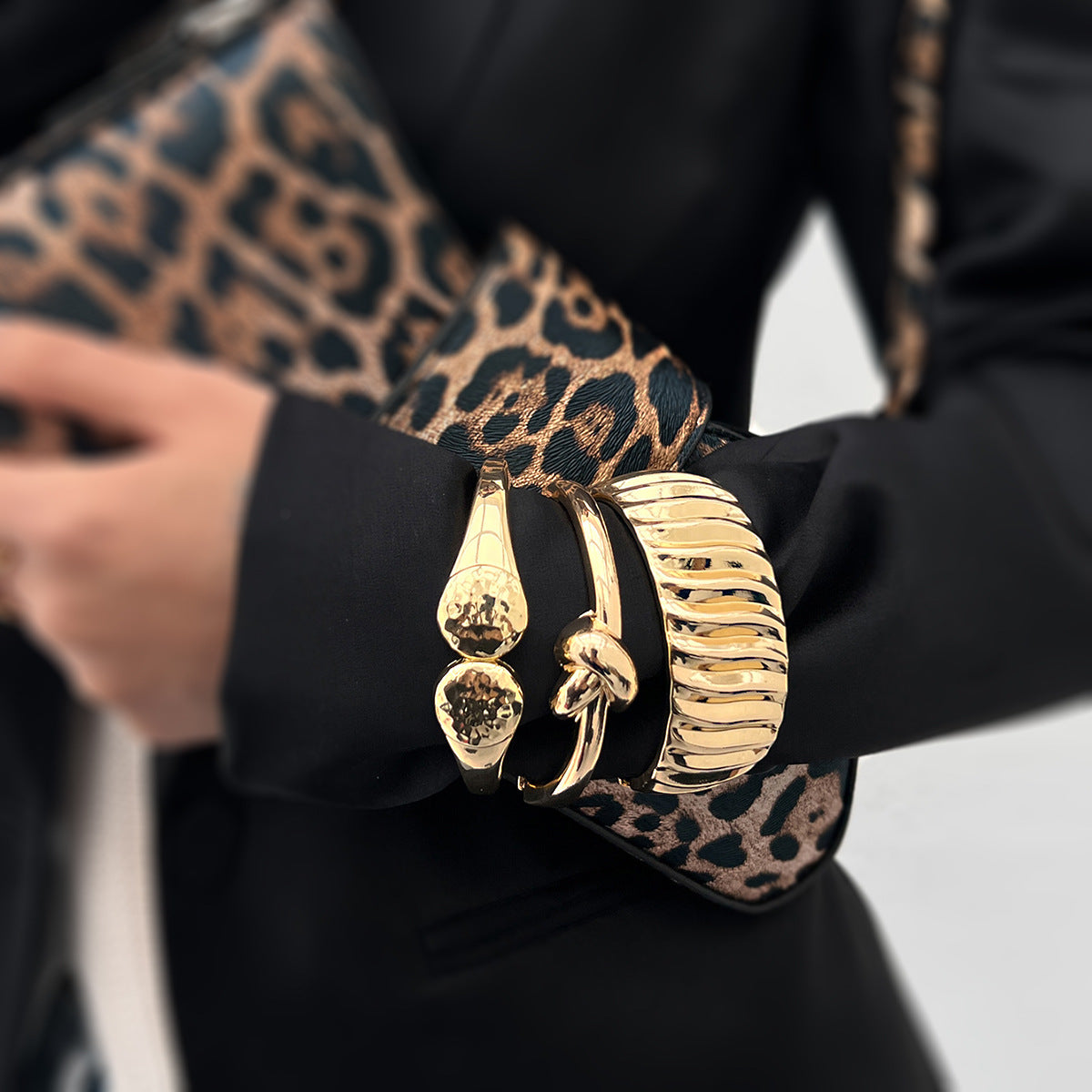 Planderful Vienna Verve Bracelet – Stylish Knotted Design