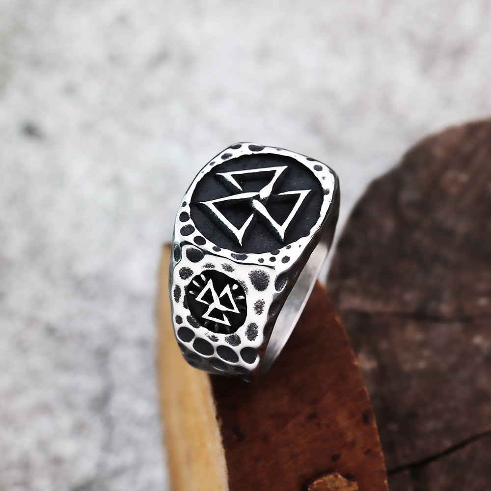 Vintage Personality Viking Triangle Rune Fashion Compass Ring for Men