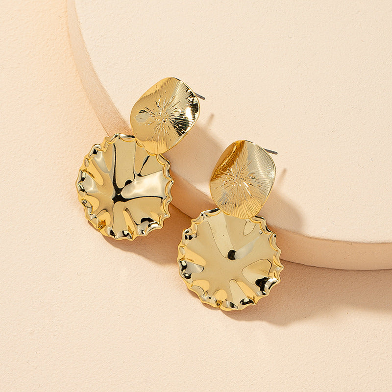 Exaggerated Retro Fashion Metal Earrings - Vienna Verve Collection