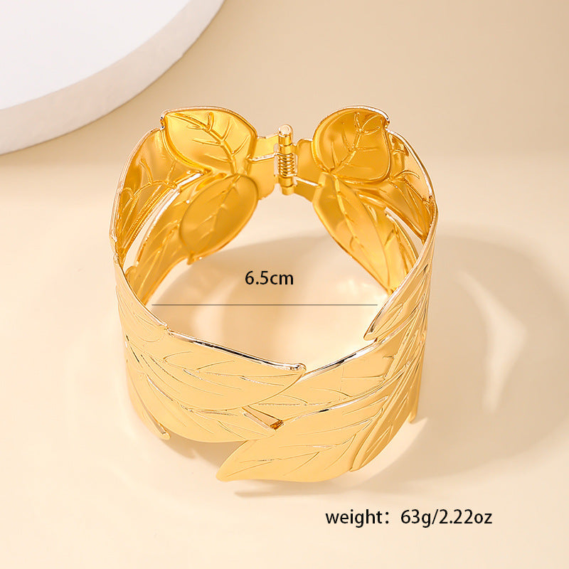 Spring Leaf Charm Bracelet - Vienna Verve Collection