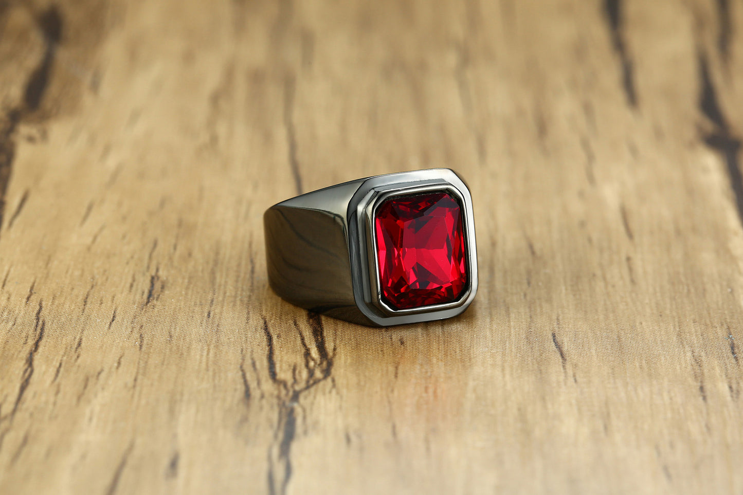 Personalized Trend Ring Inlaid With Red Zircon For Men