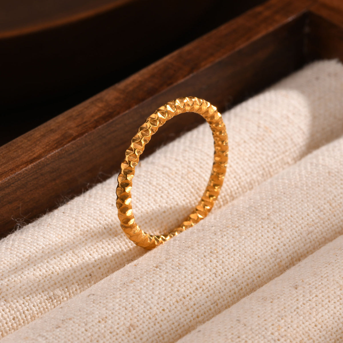 Stainless Steel Irregular Geometric Thin Ring Gold Lady