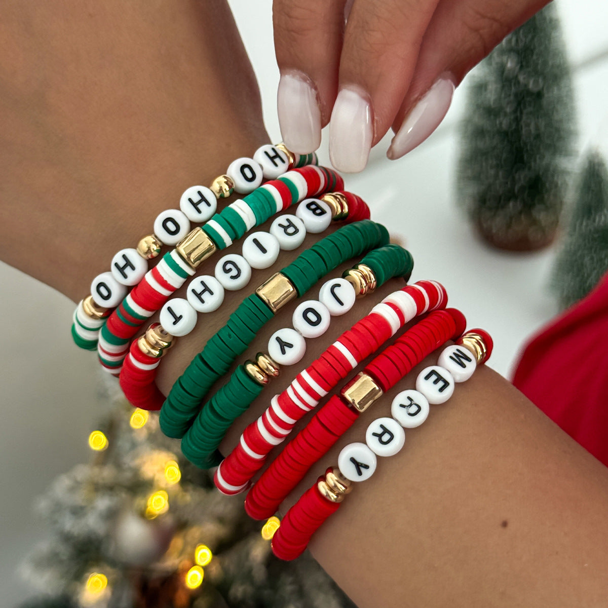 Planderful Collection Vienna Verve Elastic Beaded Christmas Bracelet For Women Gift For Her Festive Statement Jewelry