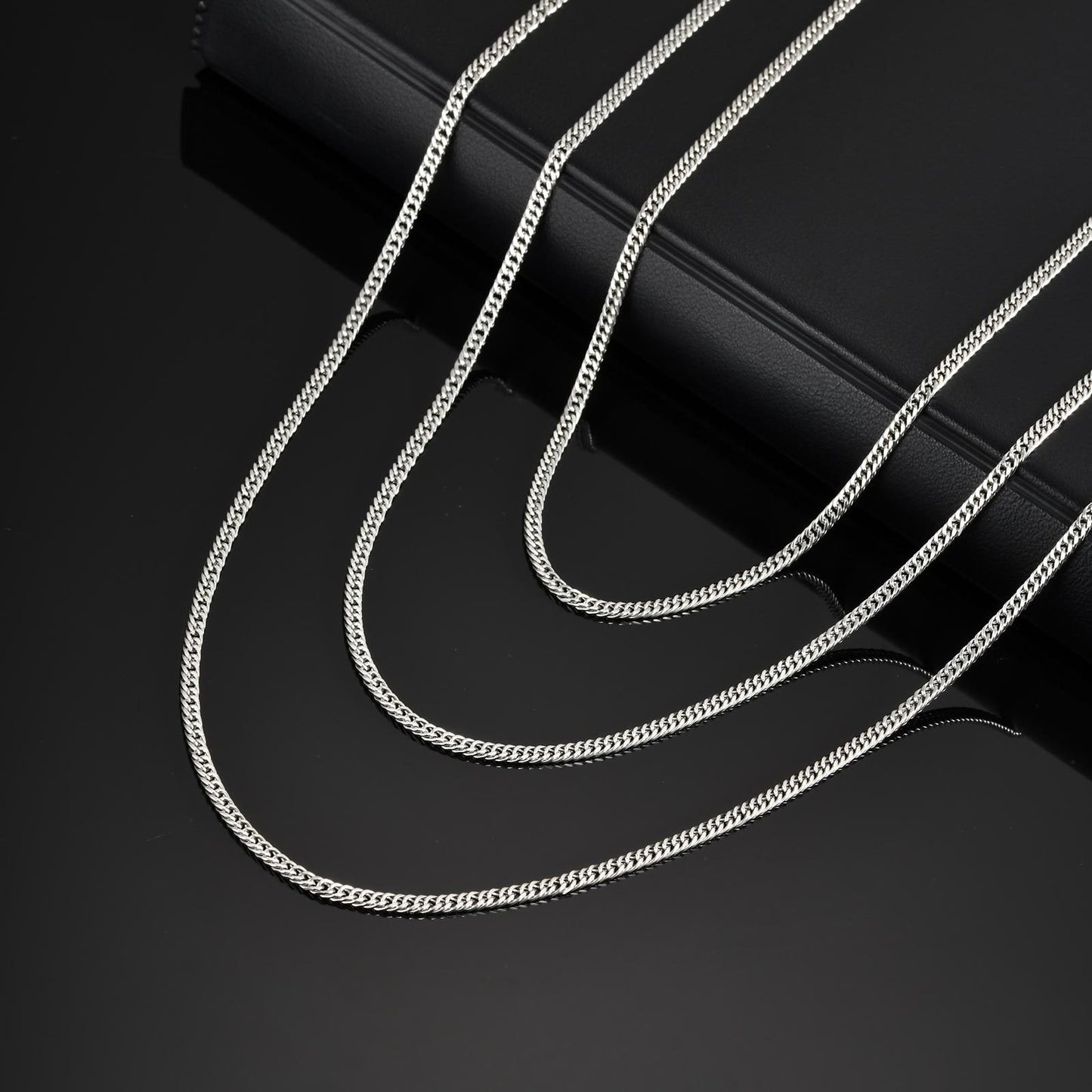 Stylish Men's Collarbone Chain Sweater Chain Stainless Steel Encrypted Four-Sided Necklace