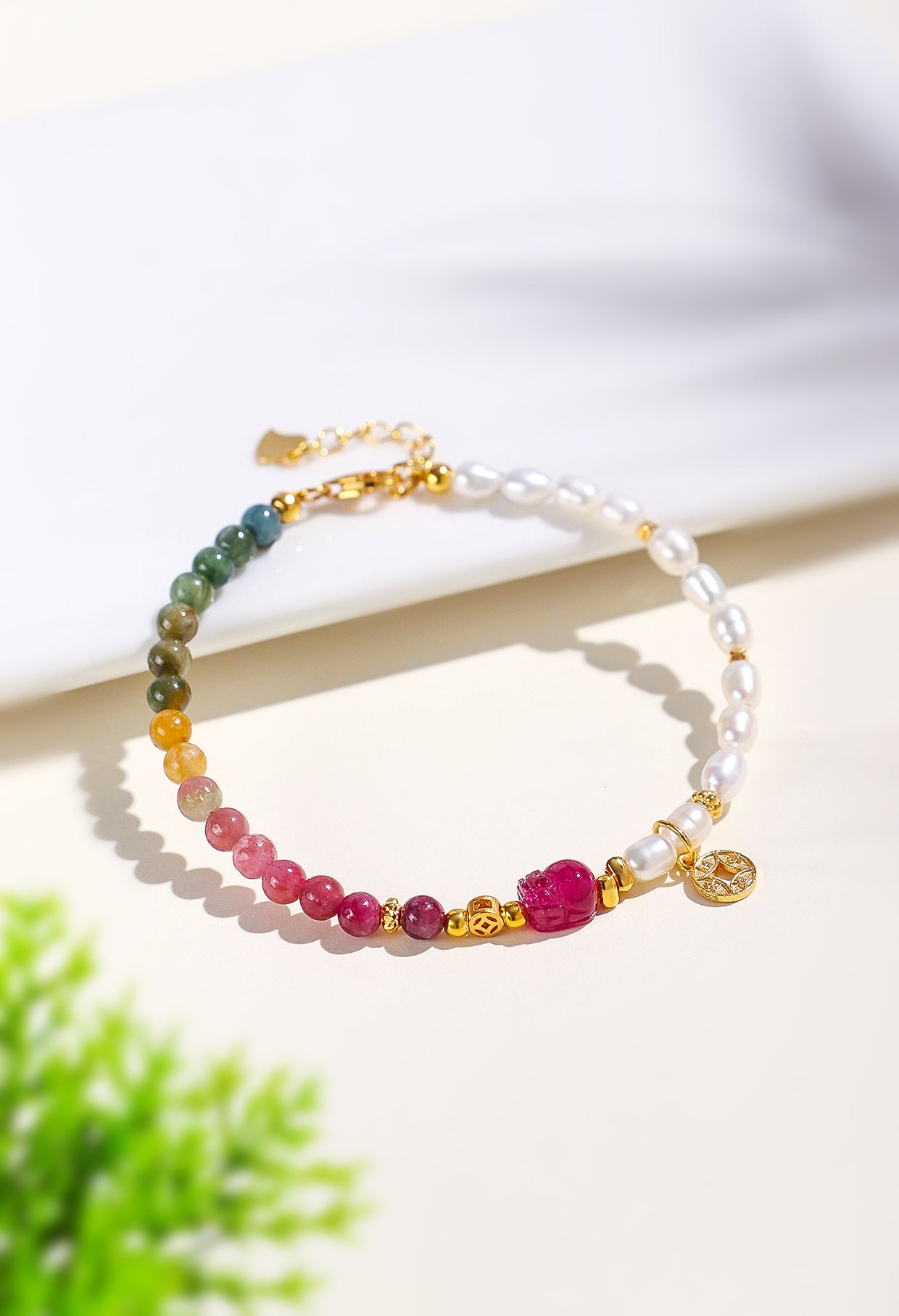 Planderful Fortune's Favor Bracelet – Freshwater Pearl and Tourmaline Elegance