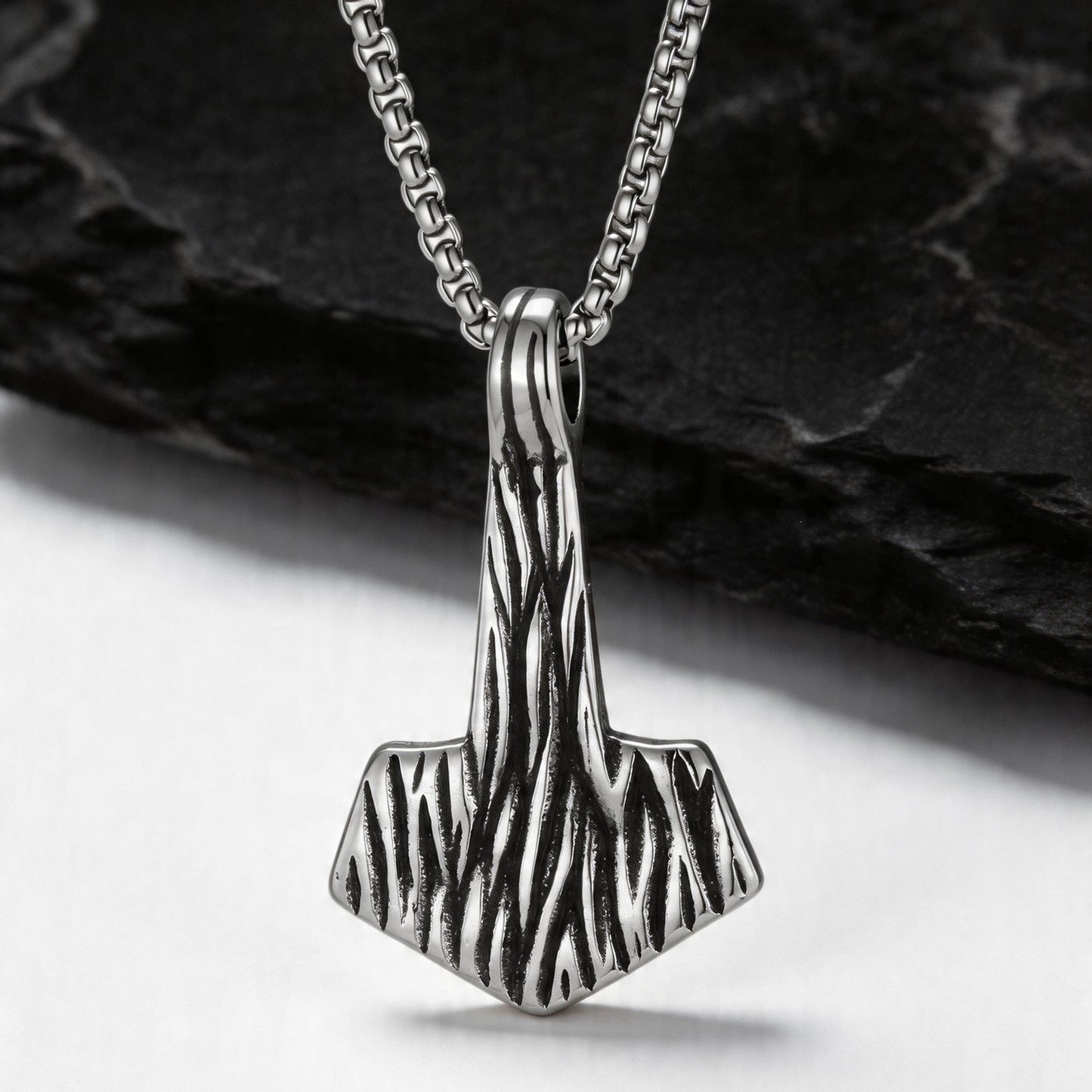 Hot Selling Stainless Steel Dark Punk Thunder Gong Leisure Vitality Young Pendant Necklace