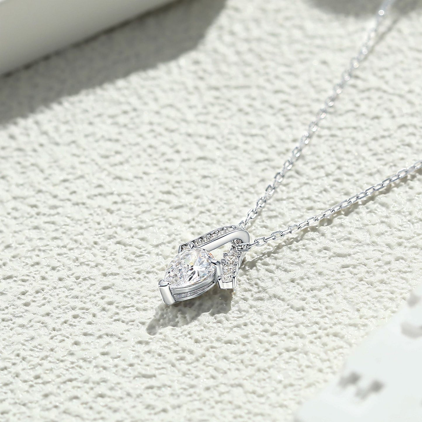 Planderful S925 Sterling Silver Zircon Necklace Water Drop Pendant For Women Elegant Luxury