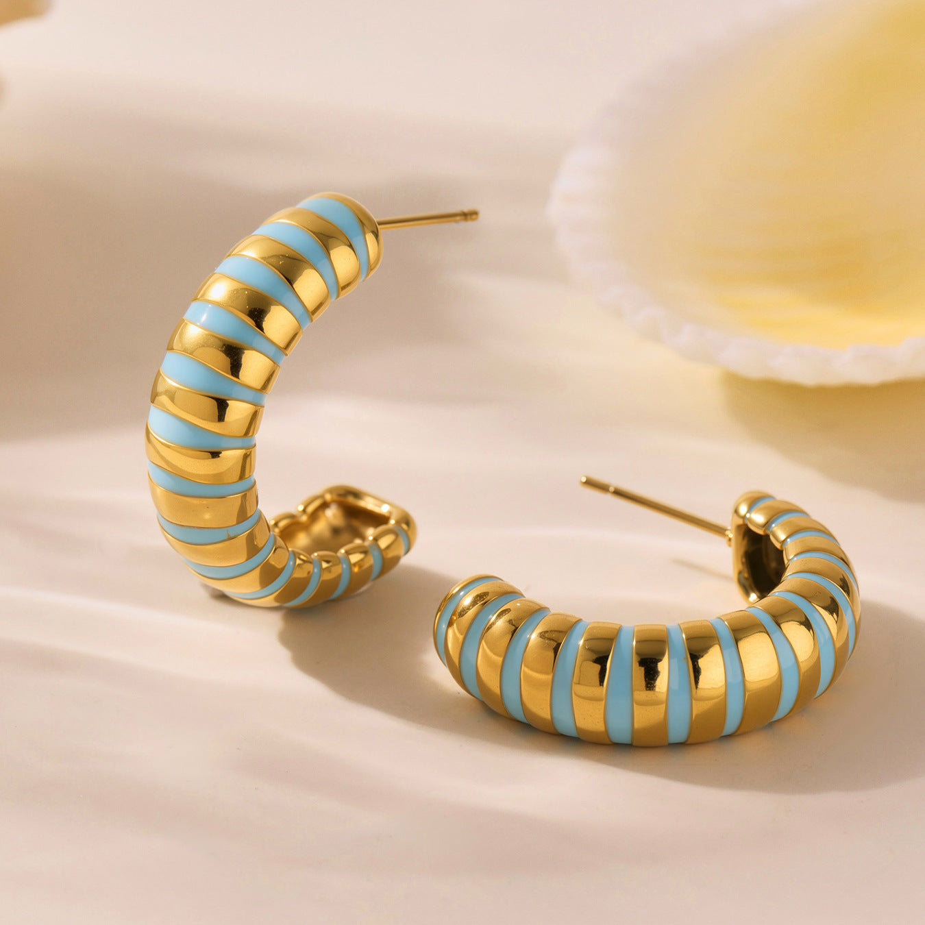 Planderful Inlaid Bead C Shape Wave Earrings Gold For Women