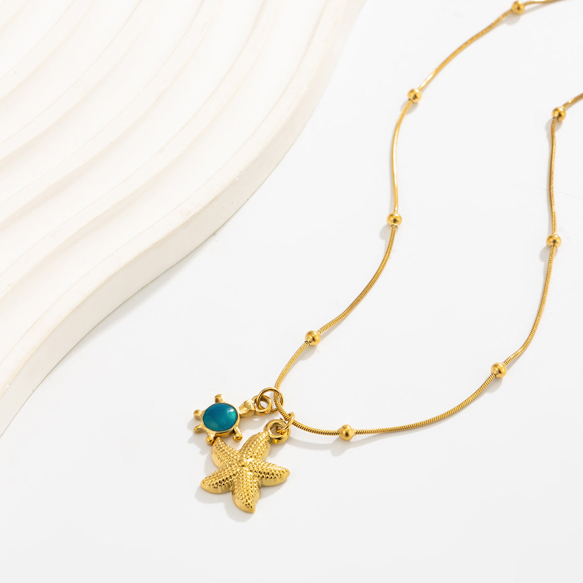 Holiday Wind Small Fish Turtle Pendant Necklace Ocean Wind Coral Starfish Fine