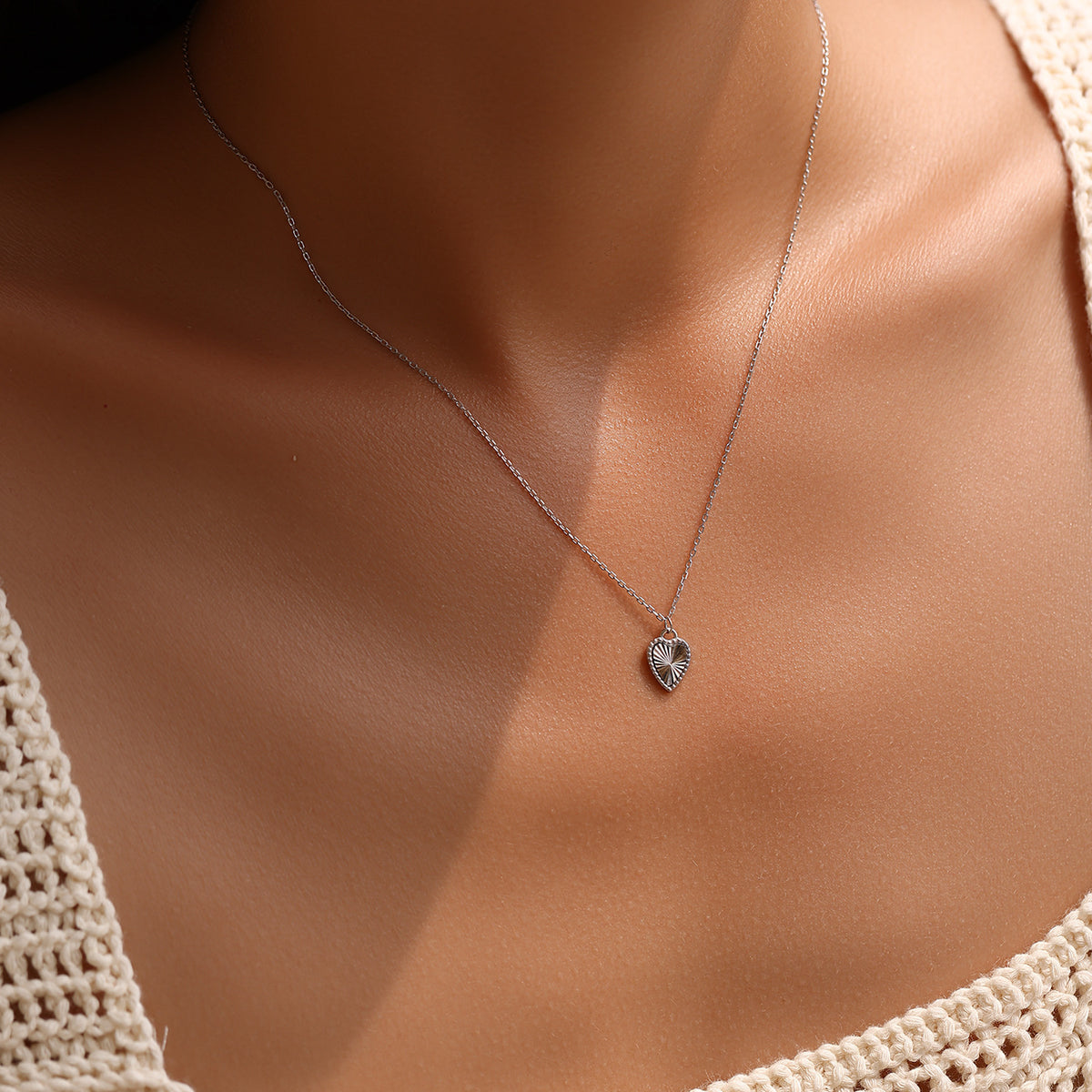 925 Sterling Silver Laser Heart Necklace