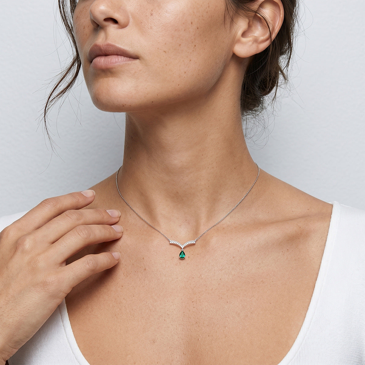 S925 Sterling Silver Lab-Grown Gemstone Teardrop Necklace