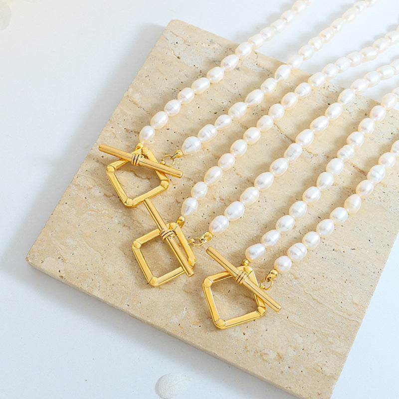 Delicate Freshwater Pearl Necklace with Gold-Plated T Buckle