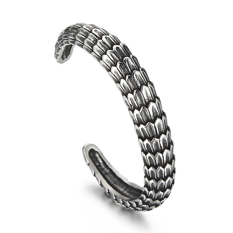 Design Smeared Twist – Punk Style Men's Titanium Steel Dragon Scale Bracelet Holiday
