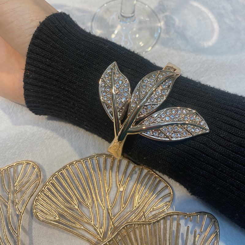 Luxury Leaf Bracelet - Vienna Verve Collection
