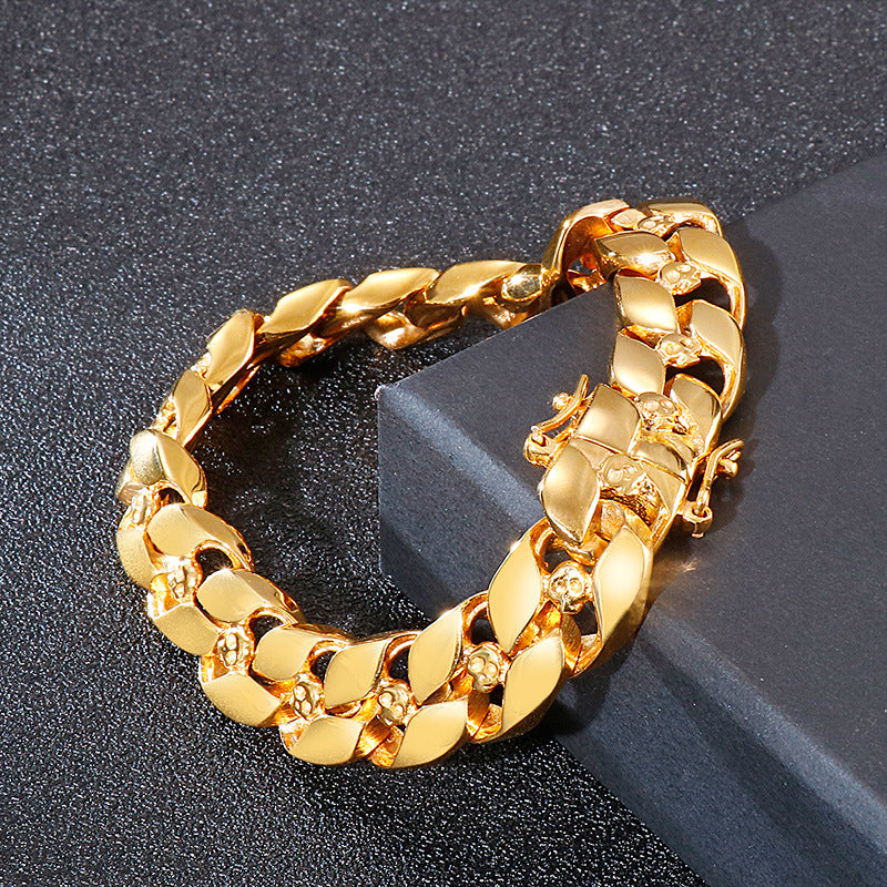 Skull Charm Cuban Chain Bracelet for Stylish Men