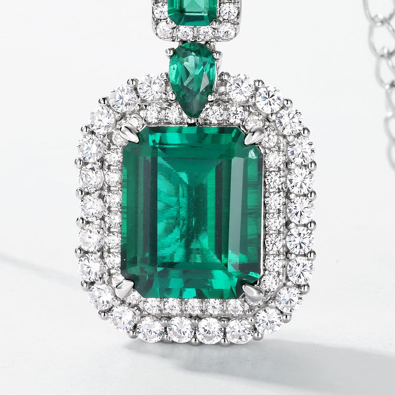 Planderful Jewelry Sterling Silver Lab Grown Emerald Necklace