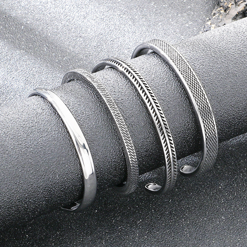 Antique Arrow Open Bracelet – Leaf Pattern Mesh Titanium Steel Men's Bracelet