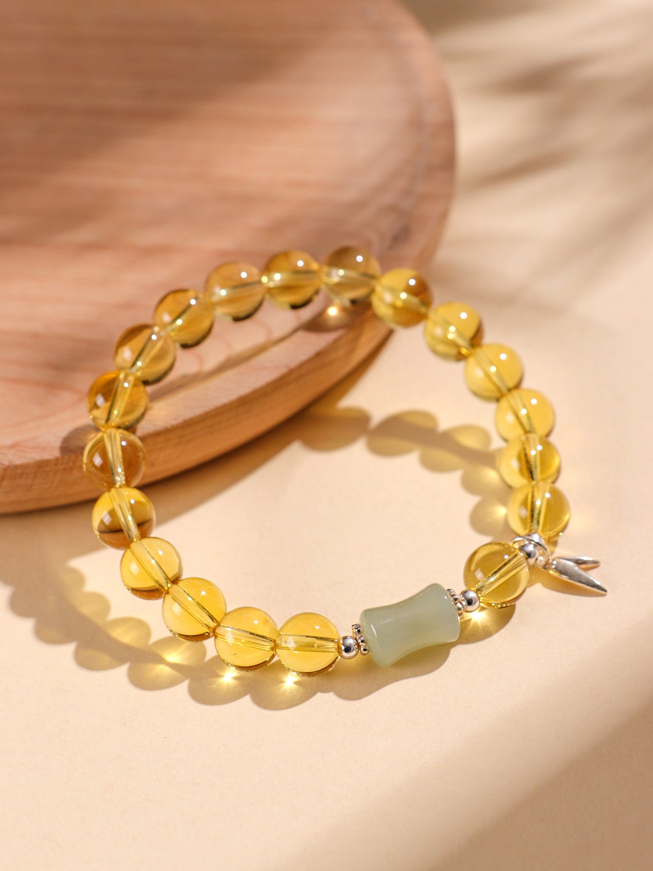 Planderful Fortune's Favor Bracelet – Elegant Crystal Beaded Design