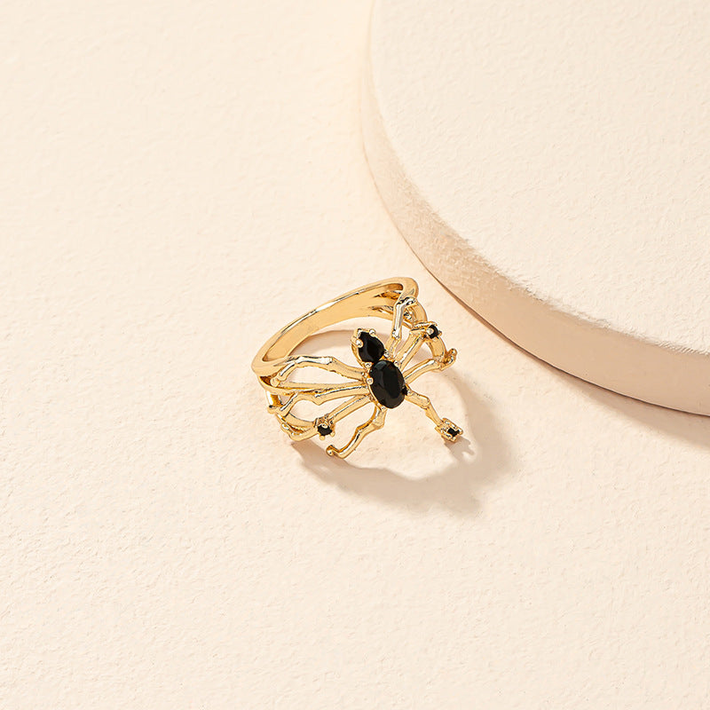 Exaggerated Design Black Spider Ring with Copper Inlay - Luxurious and Stylish Statement Piece