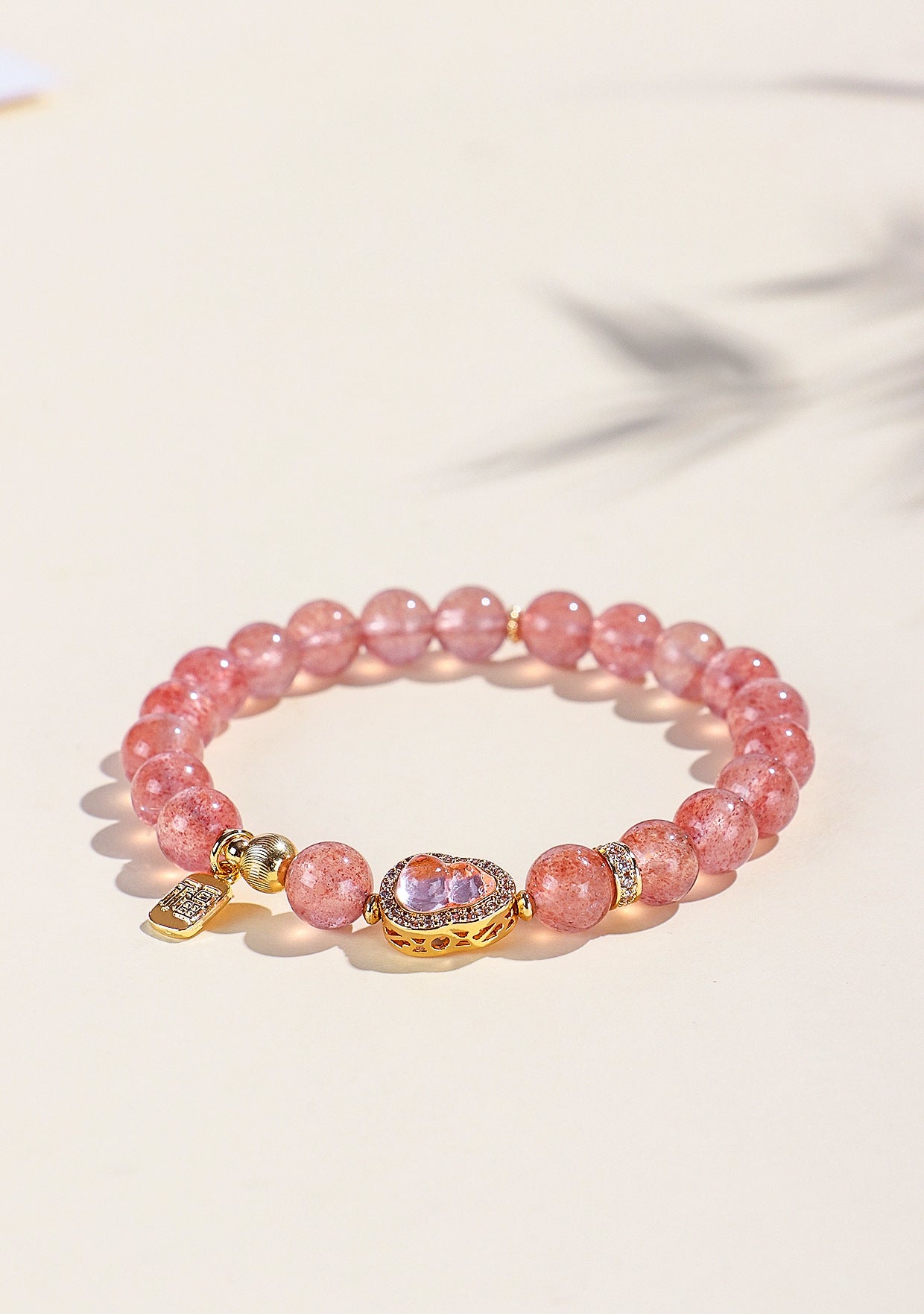 Planderful Fortune's Favor Bracelet – Fresh and Sweet Strawberry Crystal Beads
