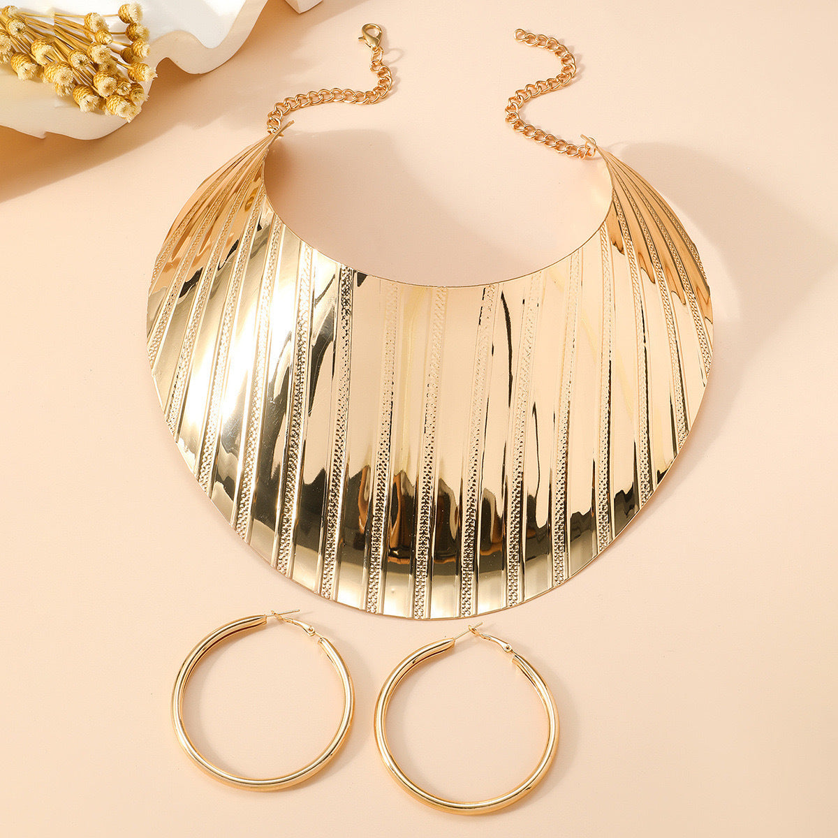 Planderful Savanna Rhythms Necklace and Earrings Set – Bold Geometric Design