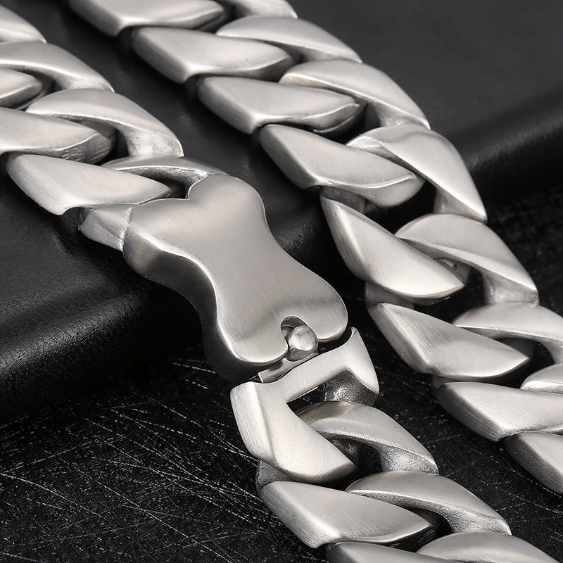 Trend Bone Buckle Necklace Decoration, Simple And Encrypted Sand Surface Cuban Chain Titanium
