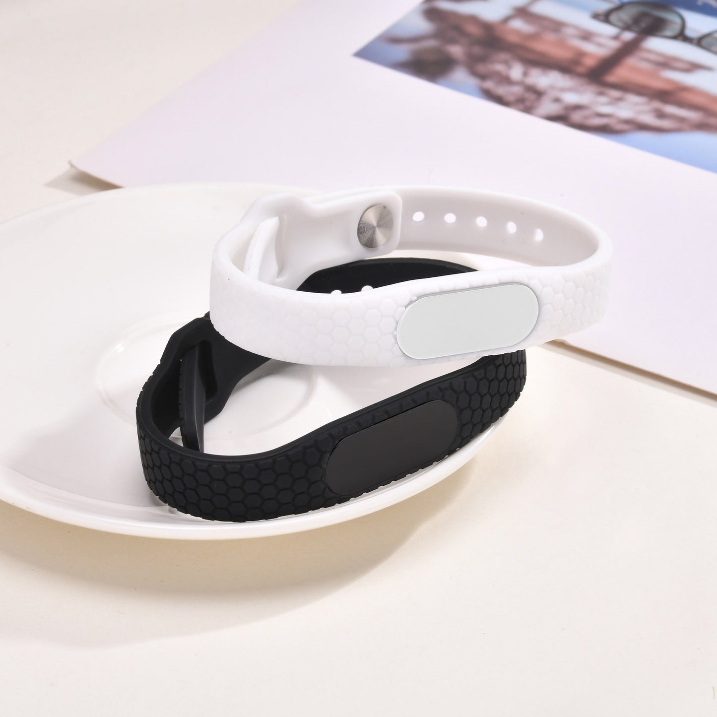 Europe America Silicone Strap Bracelet Black White Men's Accessories