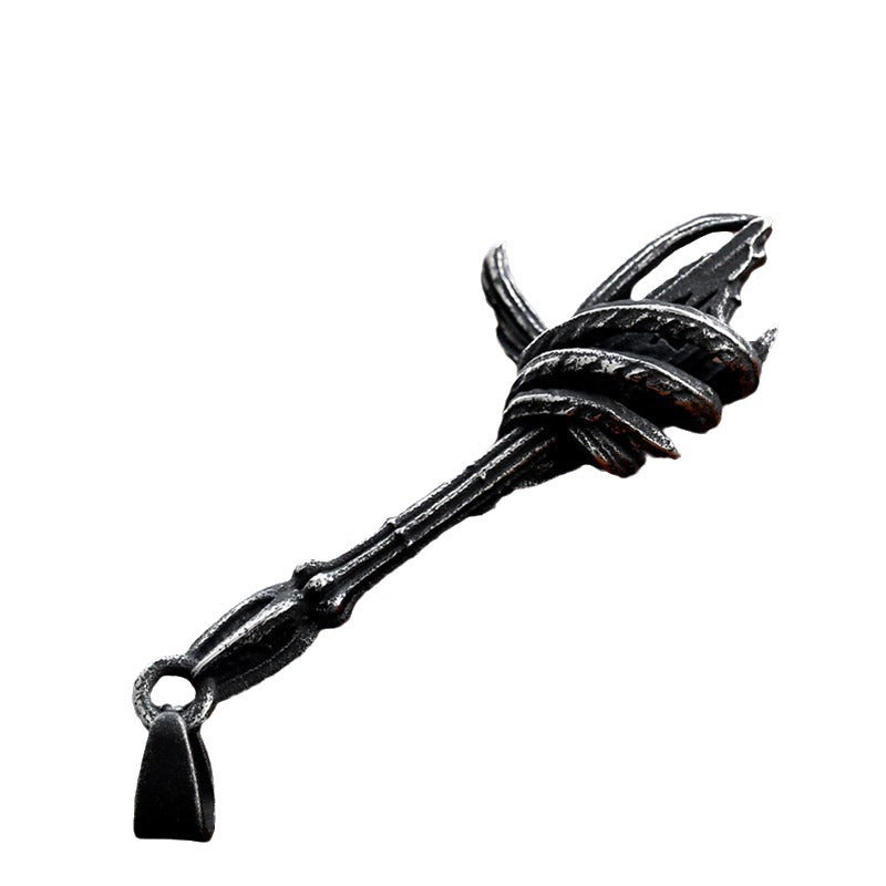 Titanium Steel Retro Broken Sword Pendant Jewelry for Men - Wholesale Film and Television Props
