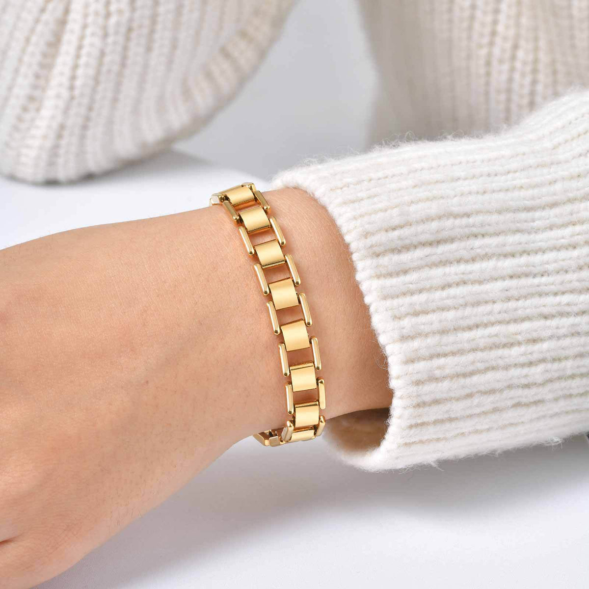 Amazon Supply Commuter Simple Stainless Steel Bracelet