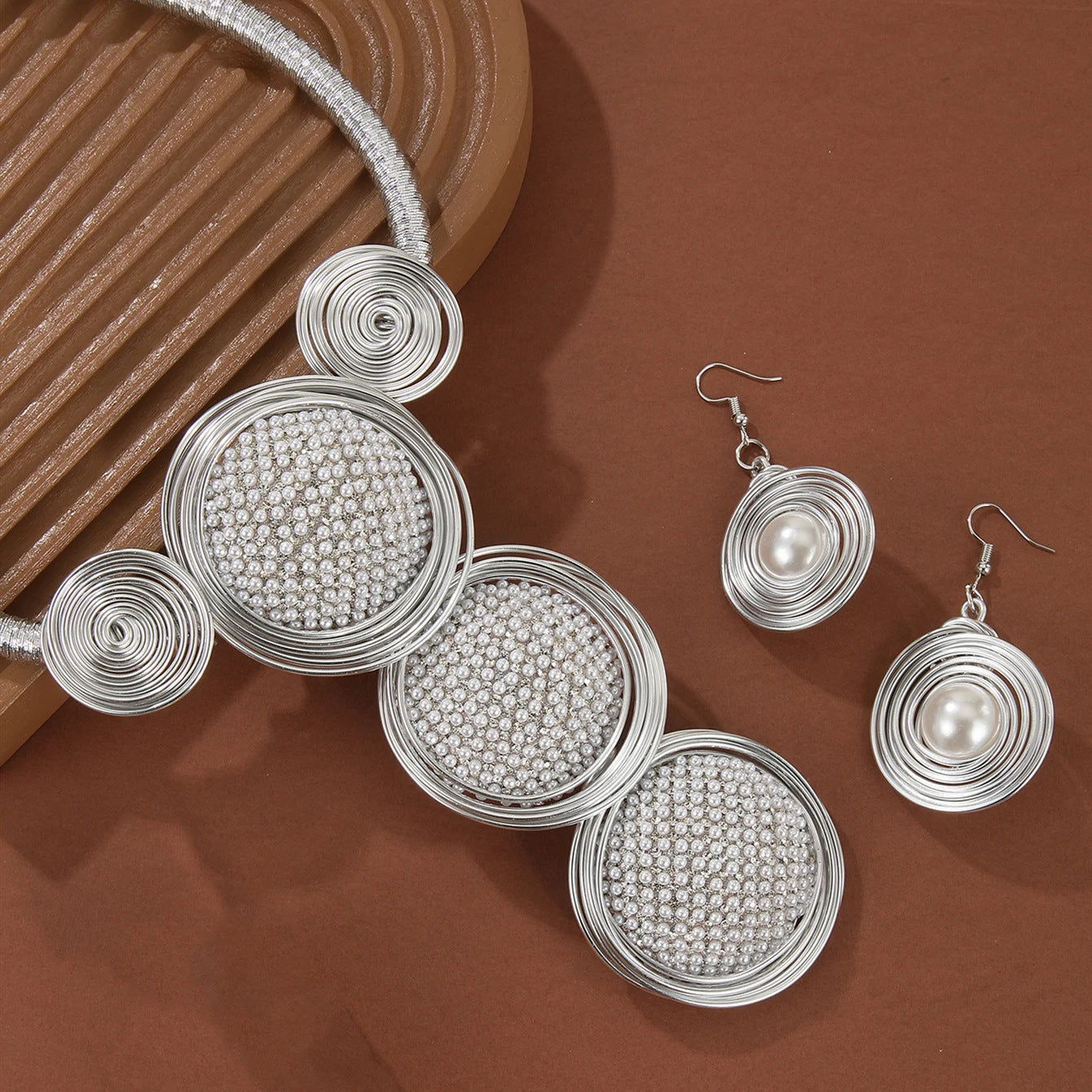 Planderful Savanna Rhythms Necklace and Earrings Set – Exaggerated Fringed Handmade Design