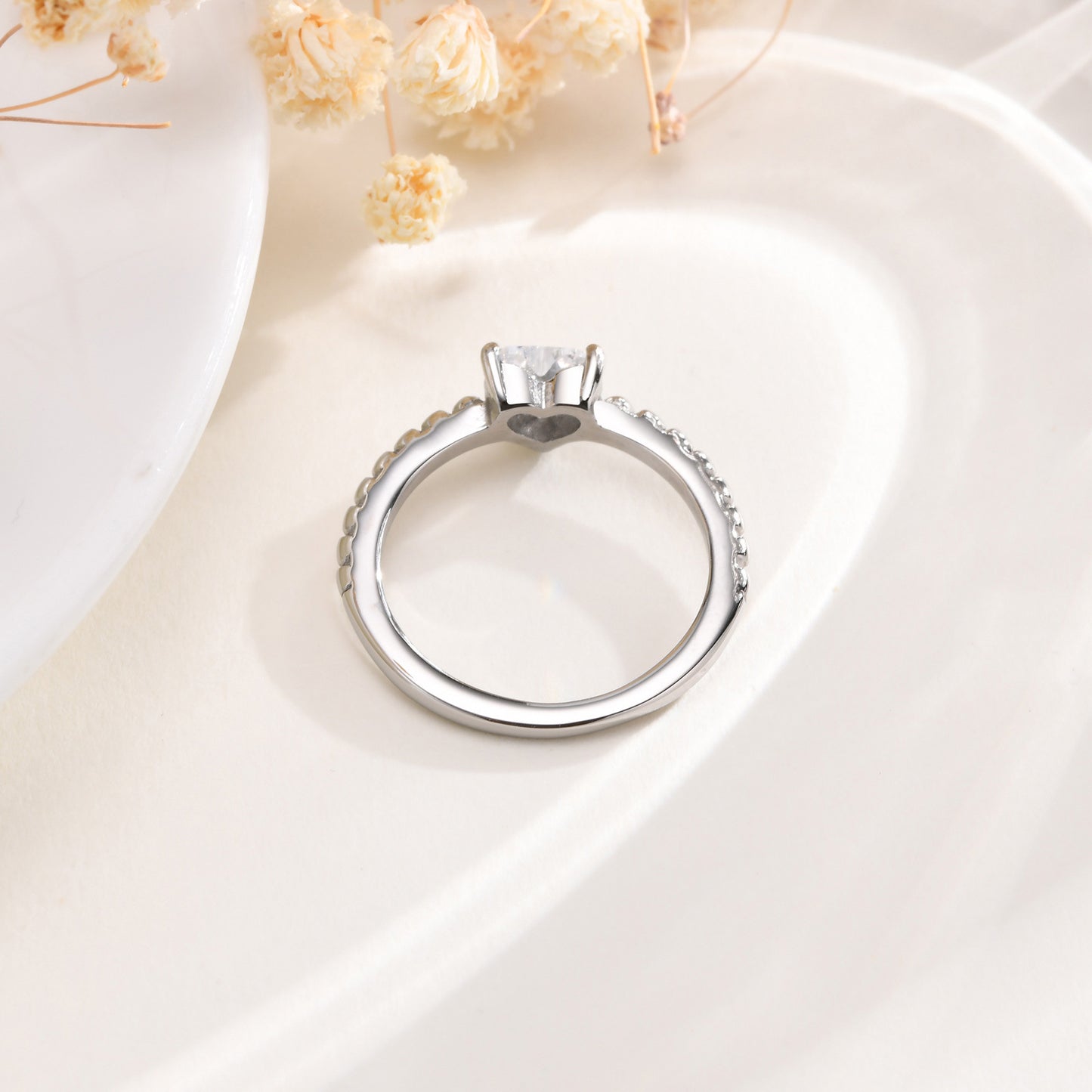 Stainless Steel Heart Zircon Casting Ring in Black Gold