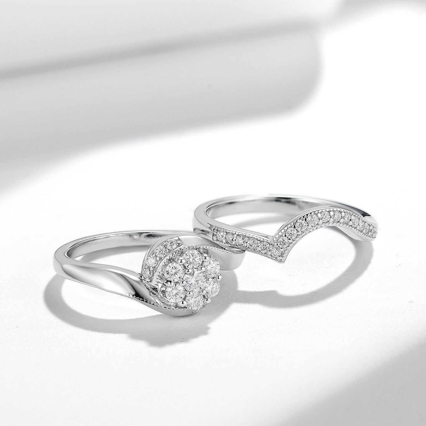 Vintage Niche Design Circumferential Diamond Snowflake Moissanite Ring