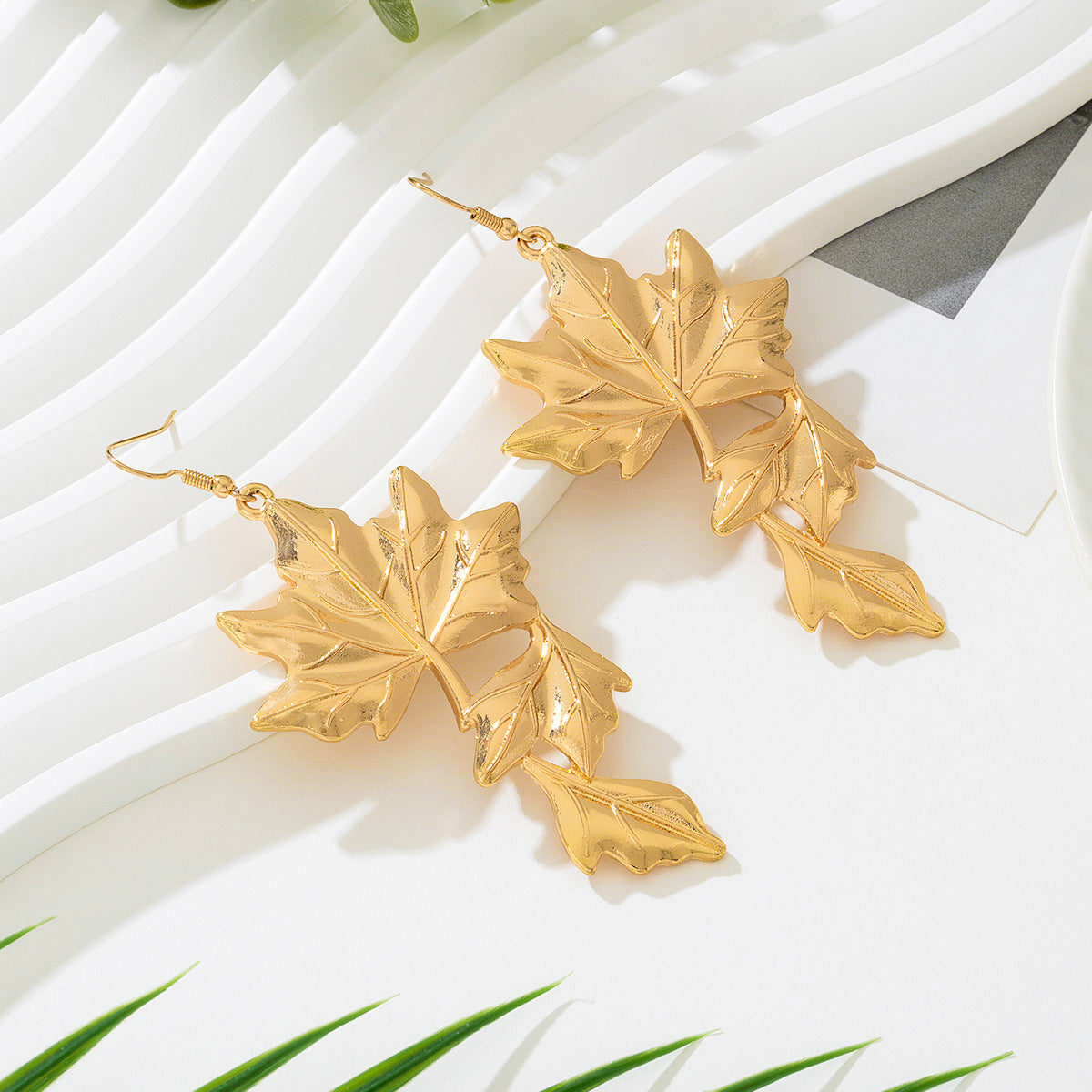 Planderful Vienna Verve Earrings – Exaggerated Chic Metal Design