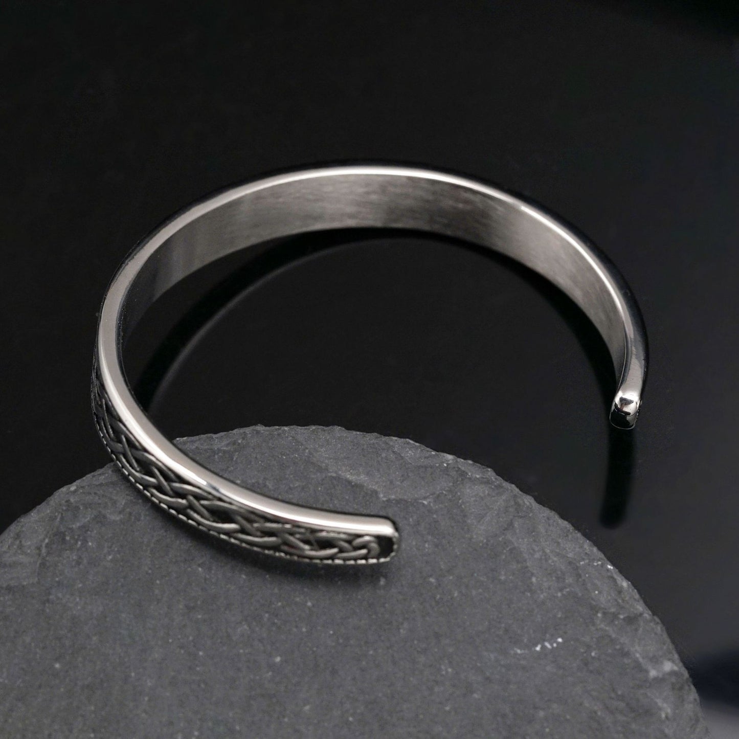 Steel Bracelet – Vintage Nordic Viking Rune Triangle Knot