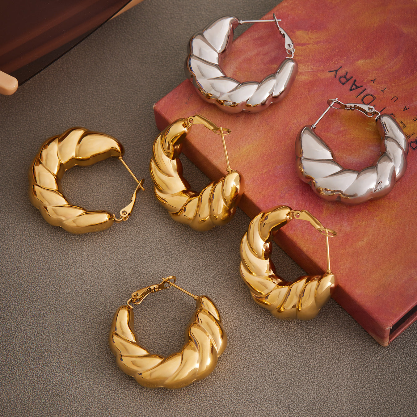 Planderful Hollow Twisted Earrings 18K Gold For Commuting