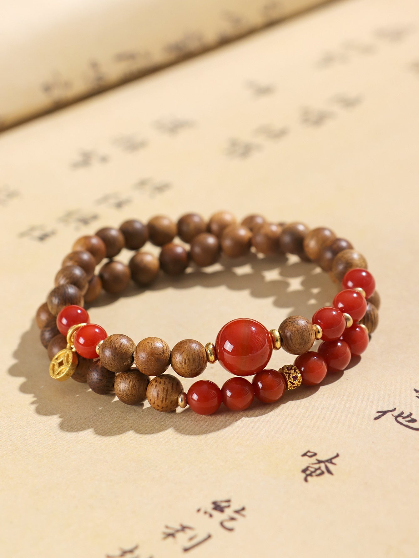 Planderful Eaglewood Double Circle Bracelet – Niche Literary and Retro Design