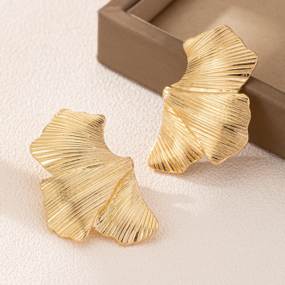 Planderful Vienna Verve Earrings – Elegant Metal Texture Design