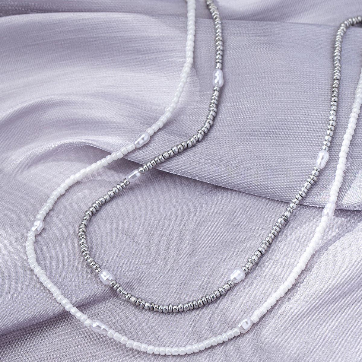 Planderful Vienna Verve Necklace Set – Fashionable Pearl Beaded Design