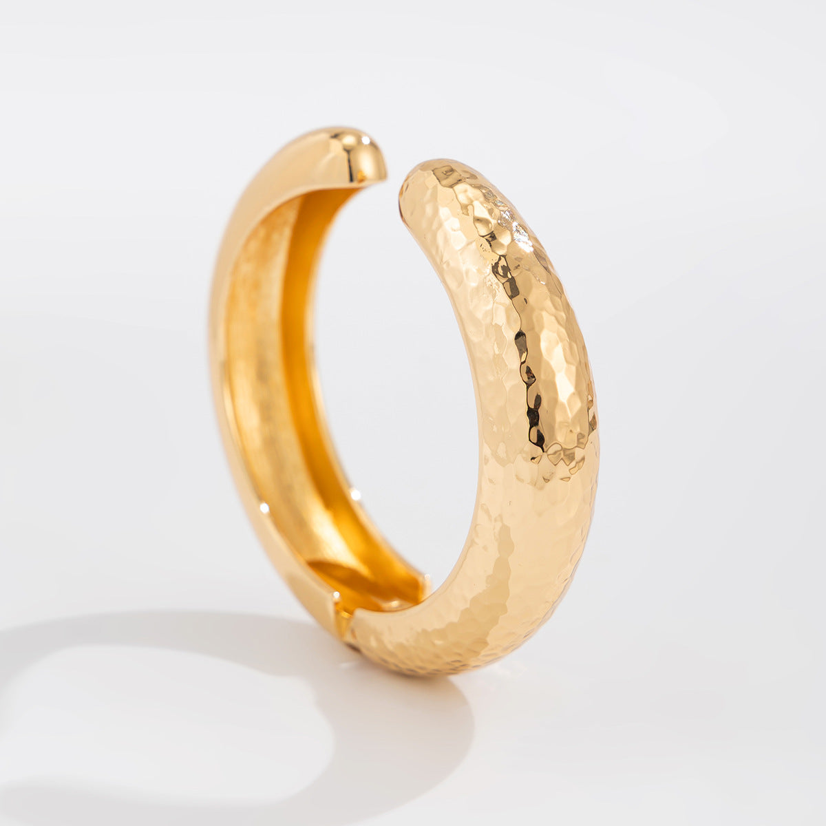 Planderful Vienna Verve Bracelet – Creative Knock Pattern Design