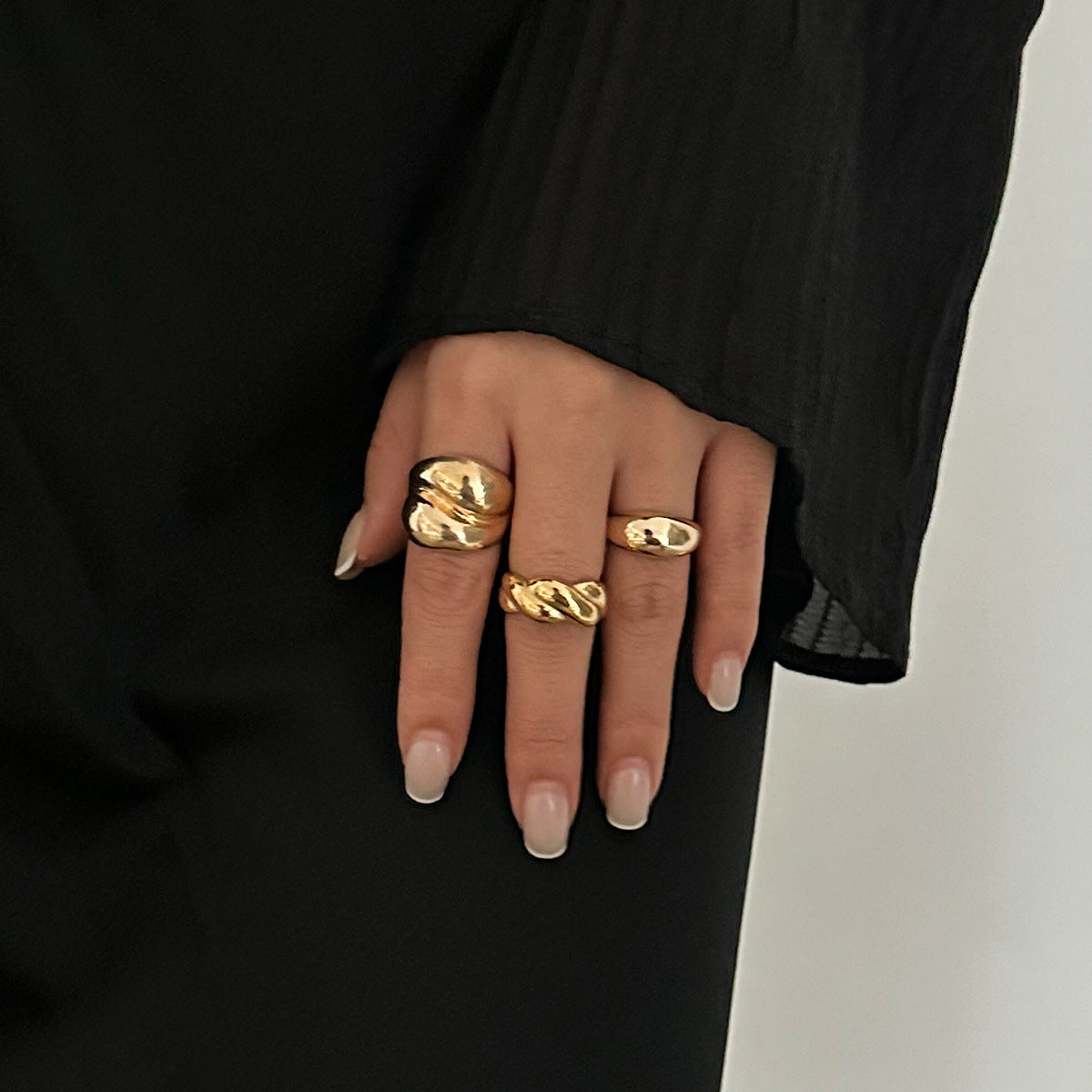 Planderful Vienna Verve Ring Set – Exaggerated Baroque Design