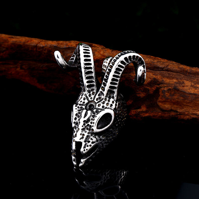Retro Titanium Steel Antelope Skull Pendant for Men - European and American Design
